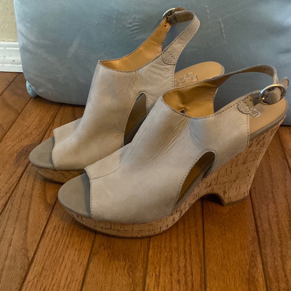 NWOT Franco Sarto wedge sandal 👡